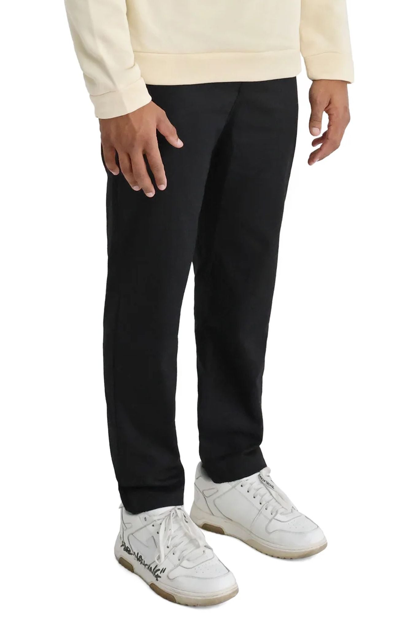 Regular Fit Chino's black front